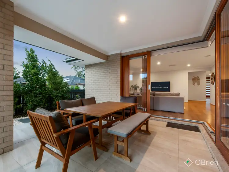 Fifth view of Homely house listing, 2 Nicholson Place, Sandhurst VIC 3977