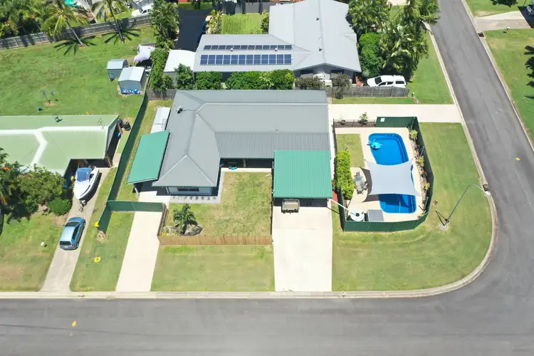 Second view of Homely house listing, 15 Catherine Crescent, Jubilee Pocket QLD 4802