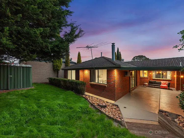 17 Gull Way, Narre Warren South VIC 3805