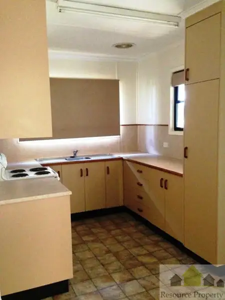 Second view of Homely house listing, 8 Arnold Street, Blackwater QLD 4717