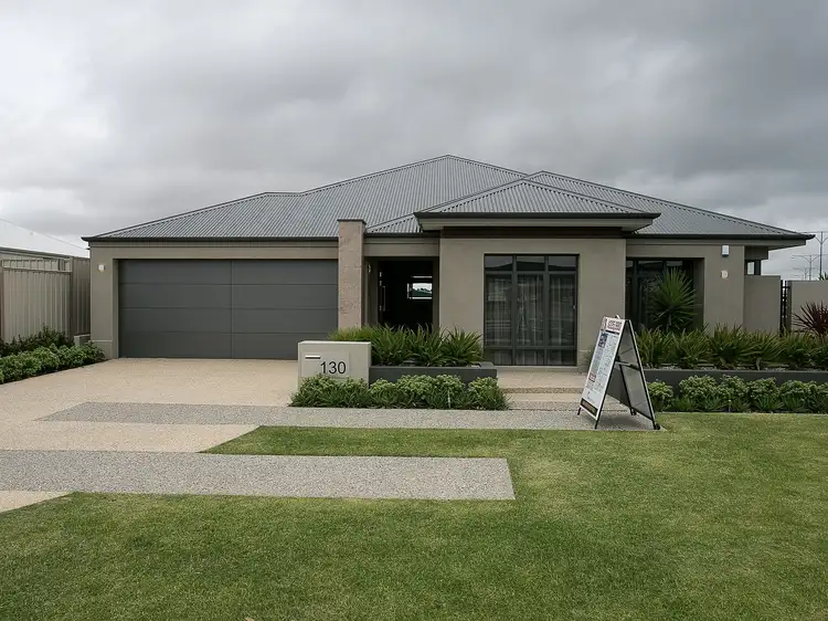 130 Grand Entrance, Australind WA 6233