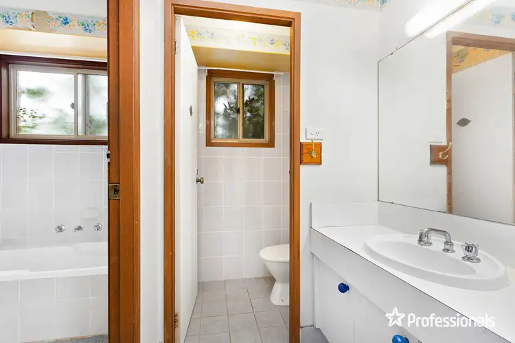 Fifth view of Homely house listing, 5 Peerless Close, Ingleburn NSW 2565