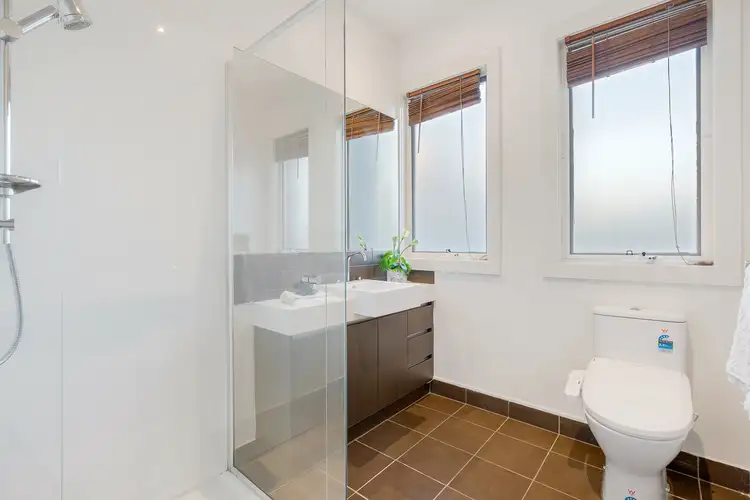 Fifth view of Homely townhouse listing, 2/81 May Street, Macleod VIC 3085