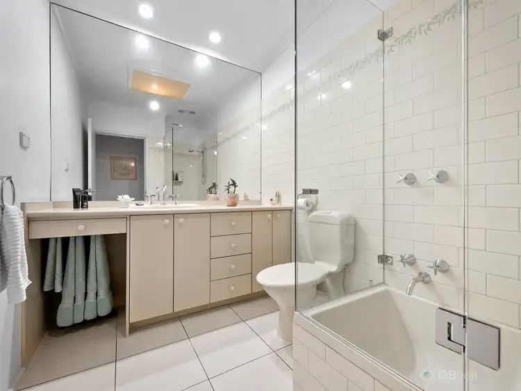 Sixth view of Homely house listing, 7 Keys Court, Narre Warren VIC 3805