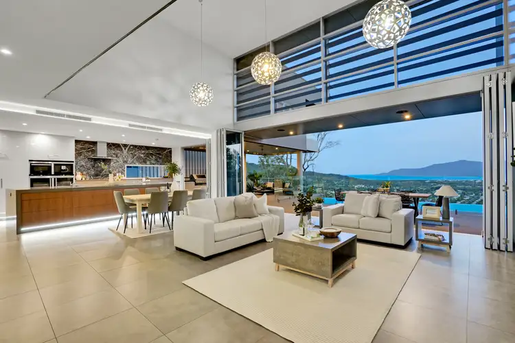 24 The Peak Road, Brinsmead QLD 4870