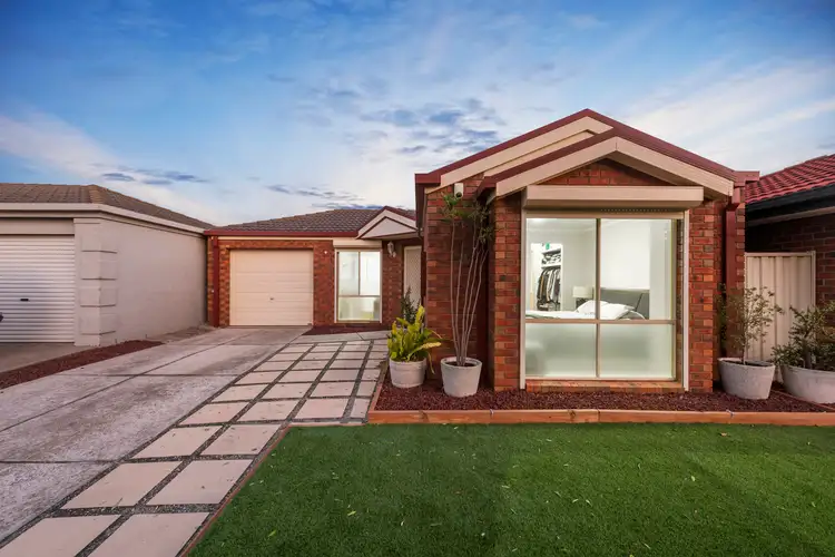 10 O'Grady Place, Burnside VIC 3023