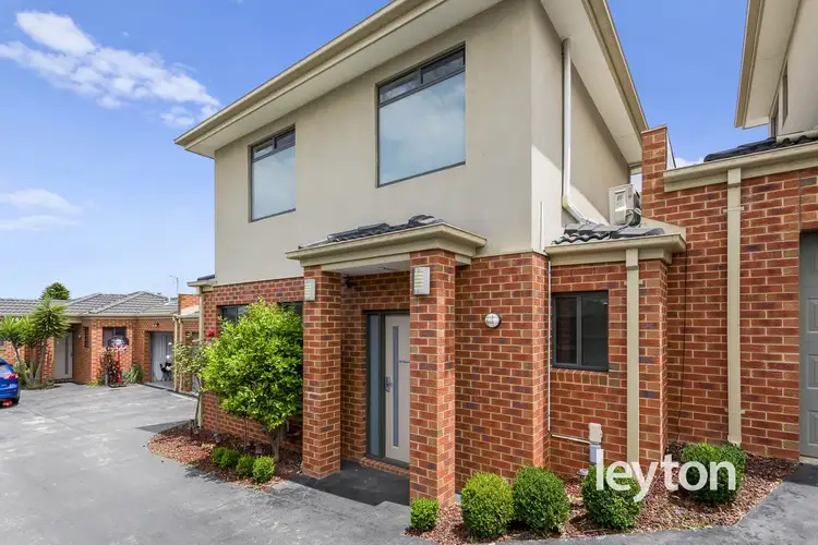 2/16 Wareham Street