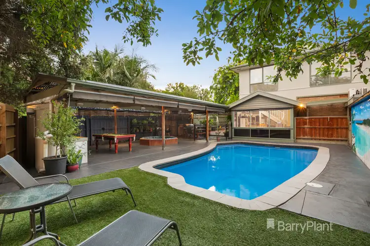 10 William Road, Croydon VIC 3136