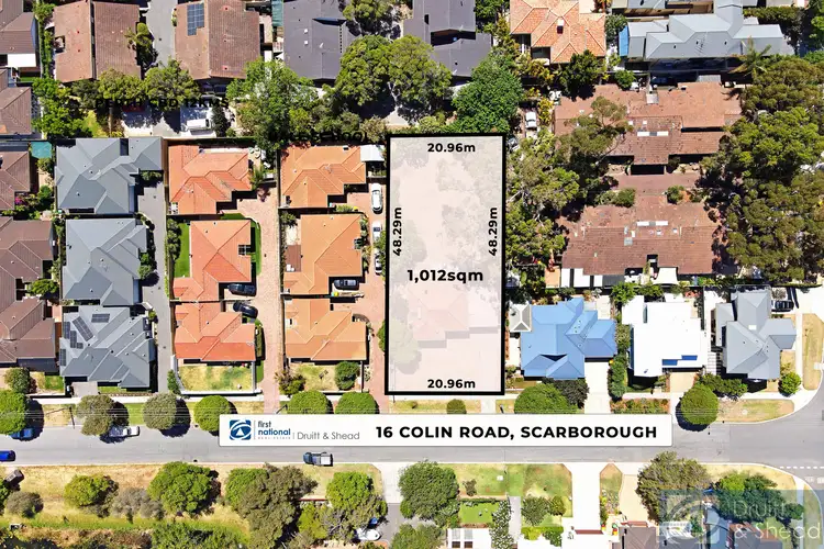 16 Colin Road, Scarborough WA 6019