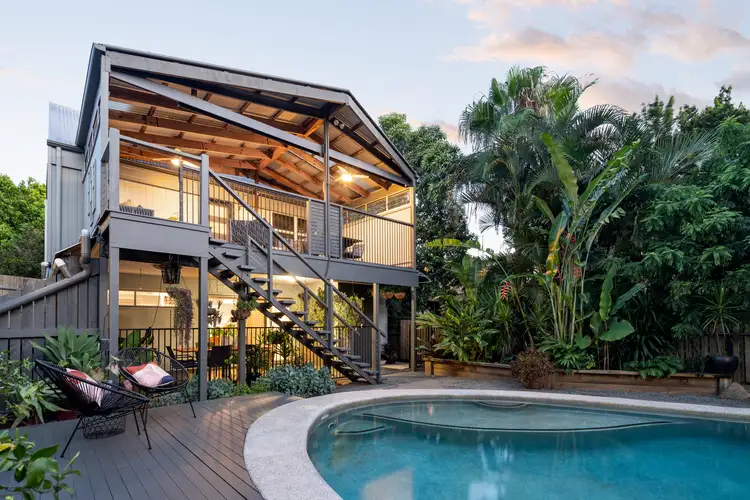 106 Hawthorne Road, Hawthorne QLD 4171