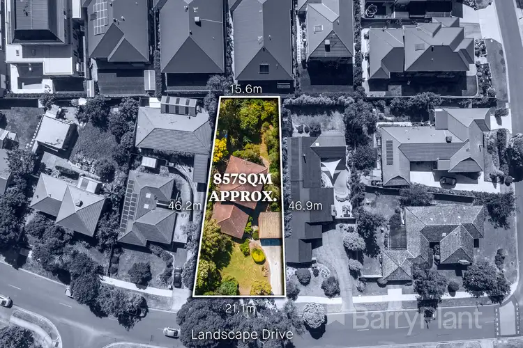 8 Landscape Drive, Mooroolbark VIC 3138