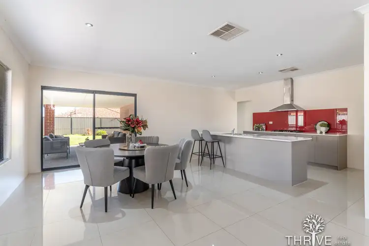 26 Petrona Crescent, Piara Waters WA 6112