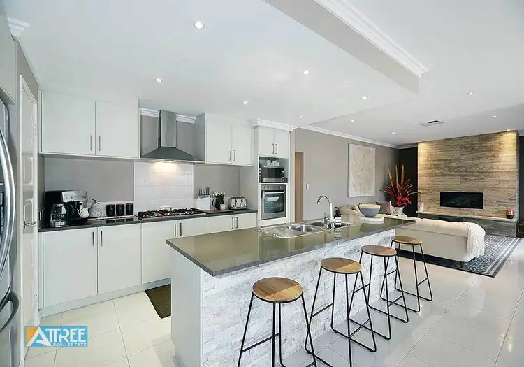 Third view of Homely house listing, 2 Mannhein Crescent, Piara Waters WA 6112