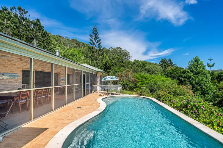 30 Robinsons Road, Piggabeen NSW 2486
