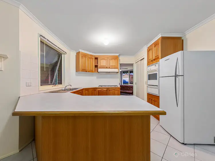 Fifth view of Homely house listing, 92 Courtenay Avenue, Cranbourne North VIC 3977