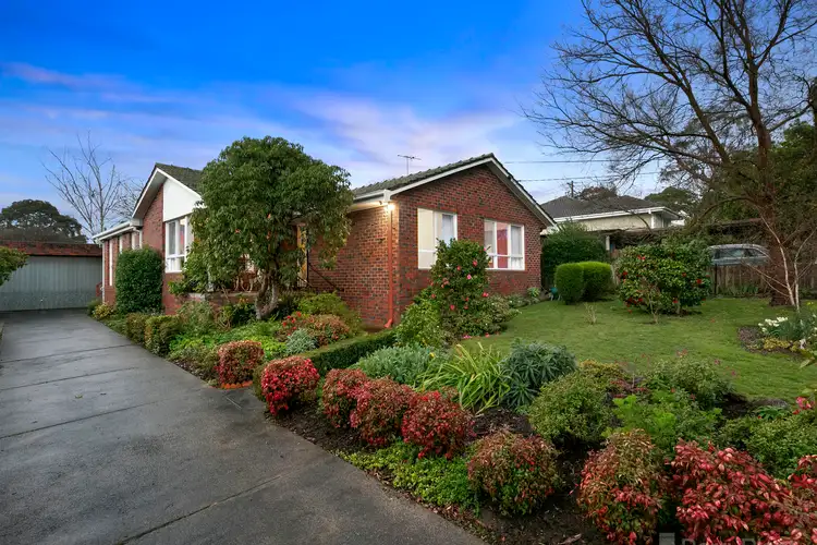 1 Araluen Drive, Croydon VIC 3136