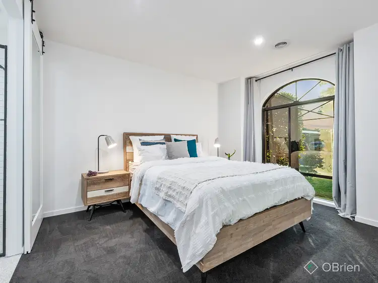 Sixth view of Homely house listing, 2 Formby Place, Cranbourne VIC 3977
