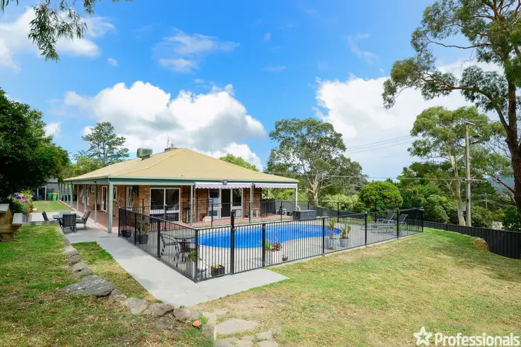 Main view of Homely house listing, 21 Cairncroft Avenue, Launching Place VIC 3139