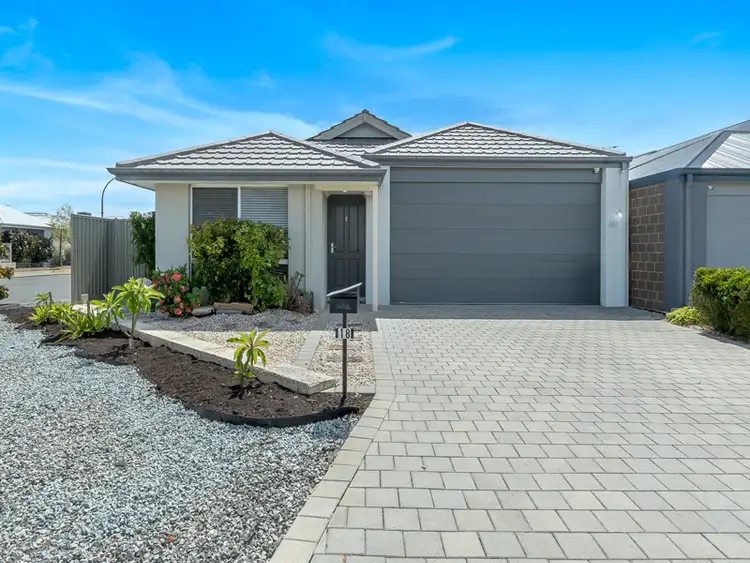 18 Hobson Loop, Piara Waters WA 6112