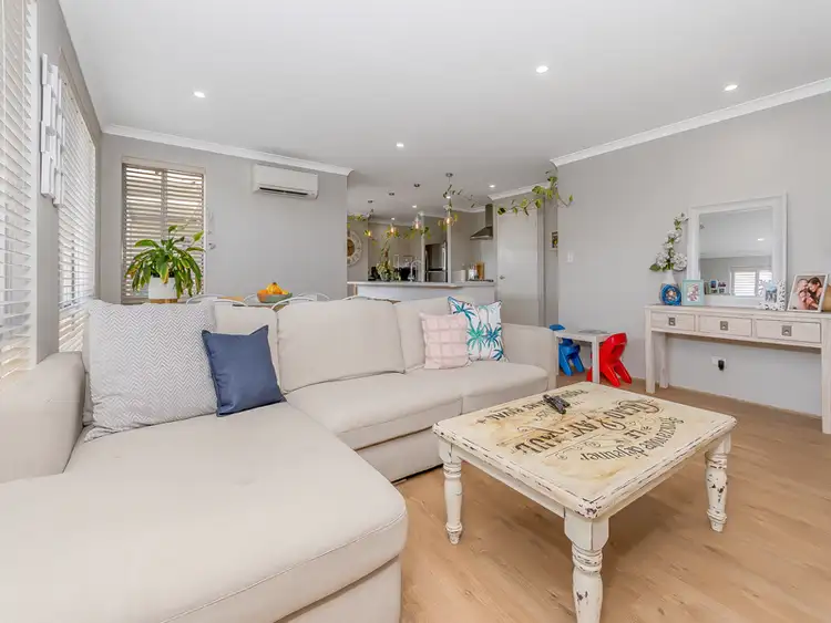Second view of Homely house listing, 18 Hobson Loop, Piara Waters WA 6112