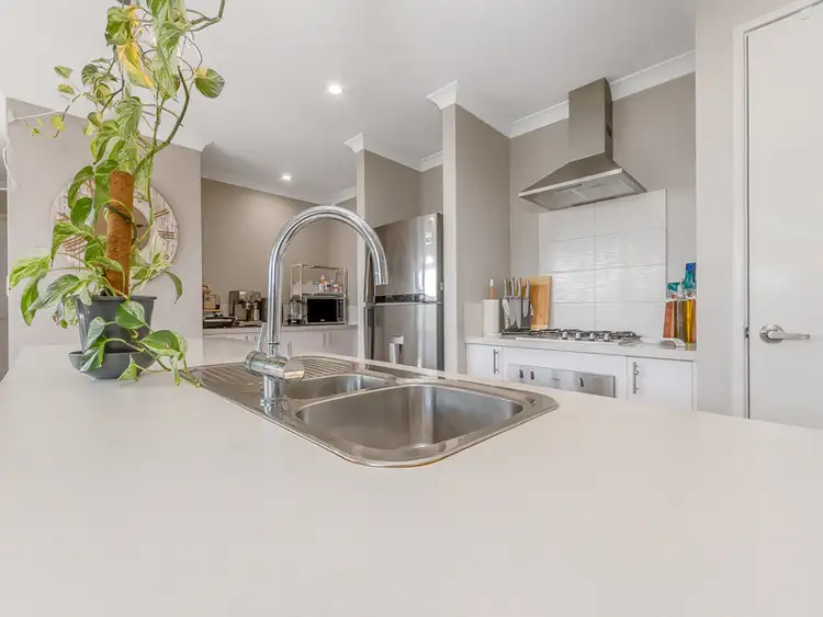 Fourth view of Homely house listing, 18 Hobson Loop, Piara Waters WA 6112