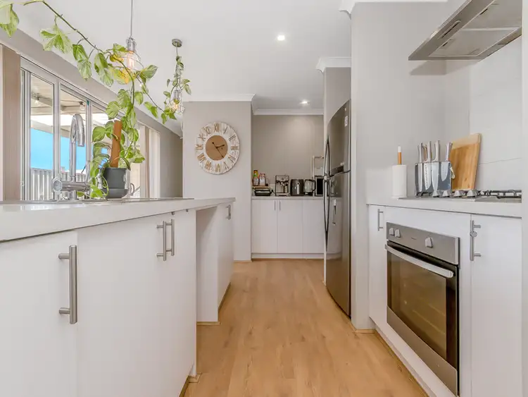 Sixth view of Homely house listing, 18 Hobson Loop, Piara Waters WA 6112