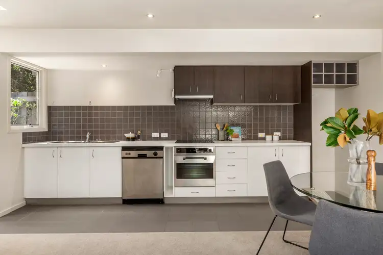Fifth view of Homely apartment listing, 8/117 Tennyson Street, Elwood VIC 3184