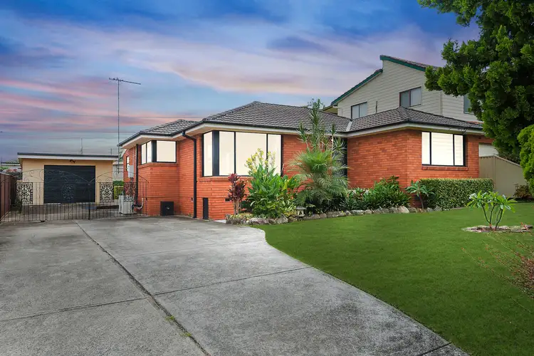 2 Moorgate Street, Toongabbie NSW 2146