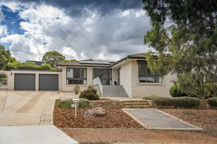 6 Sterry Place, Wanniassa ACT 2903