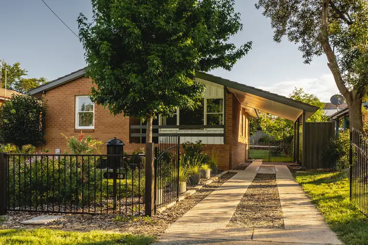 38 Banksia Crescent, Karabar NSW 2620