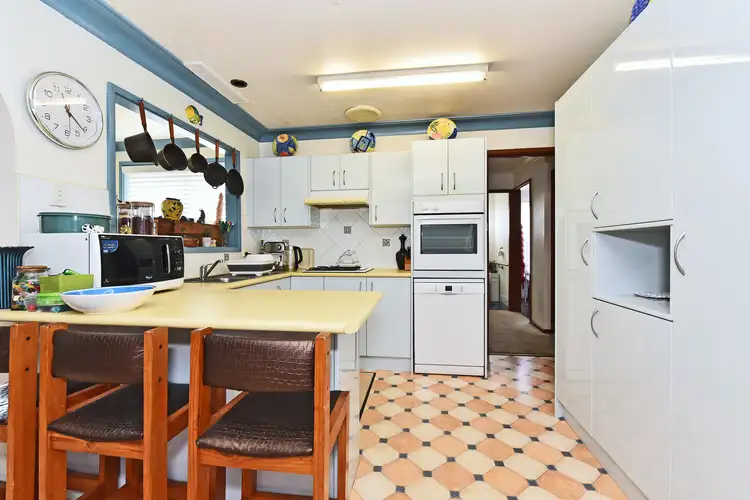 Fifth view of Homely house listing, 4 Elford Avenue, Weston NSW 2326