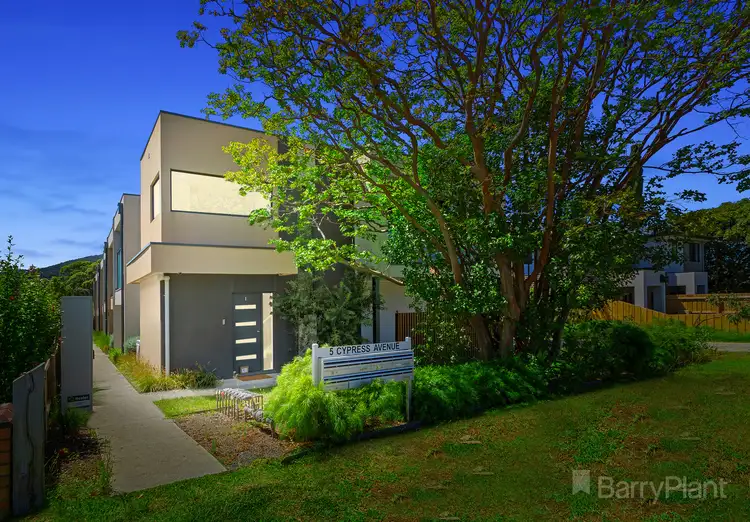 2/5 Cypress Avenue, Boronia VIC 3155