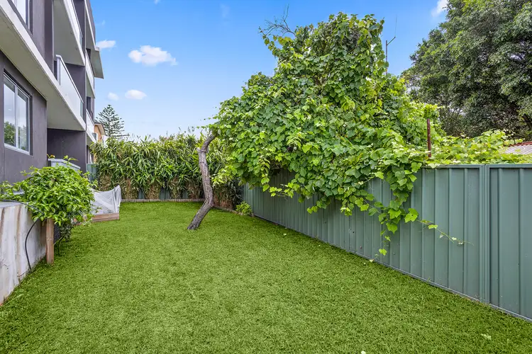 Fifth view of Homely apartment listing, 2/6 Hercules Street, Wollongong NSW 2500