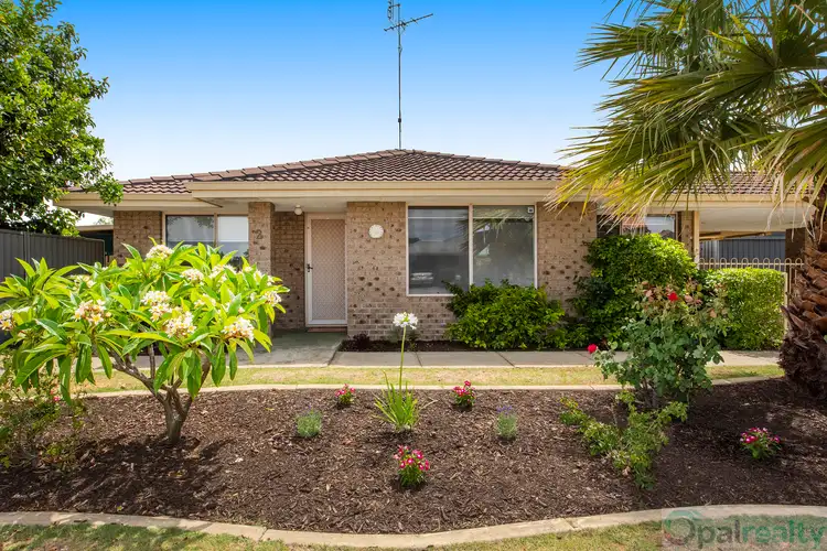 2 Dover Street, Greenfields WA 6210