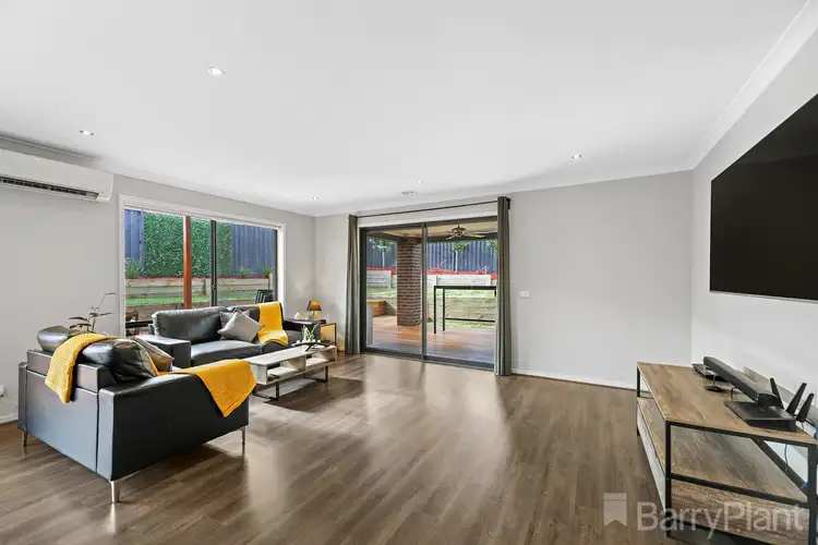 Fifth view of Homely house listing, 4 Bunyip Drive, Drouin VIC 3818