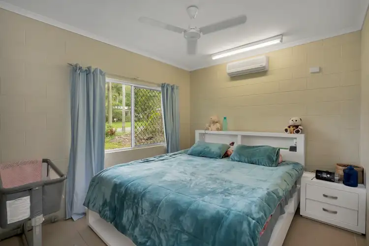 Fifth view of Homely semi-detached listing, 1/11 Nesbit Street, Whitfield QLD 4870