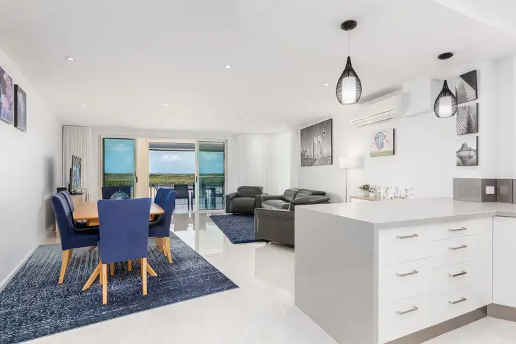 12/84-86 Duporth Avenue