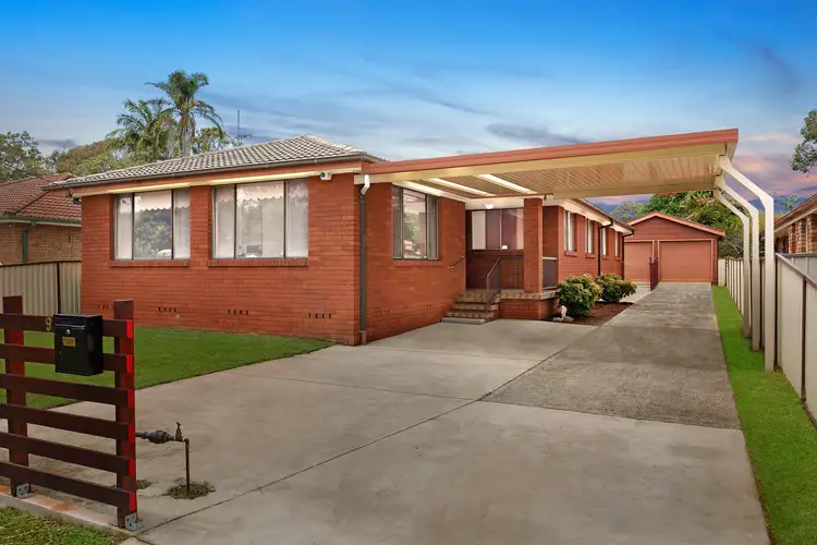9 Fifth Avenue, Toukley NSW 2263