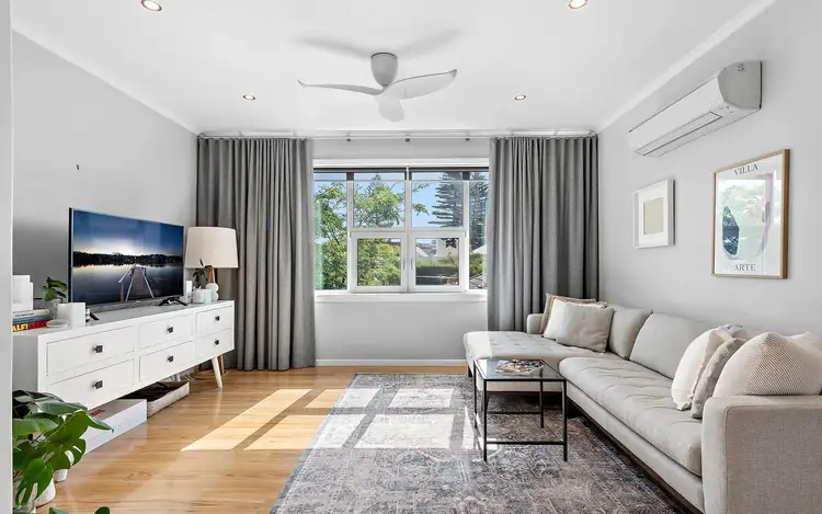 17/18 Robert Street, Glenelg South SA 5045