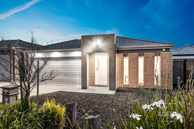 8 Sandra Court, Point Cook VIC 3030