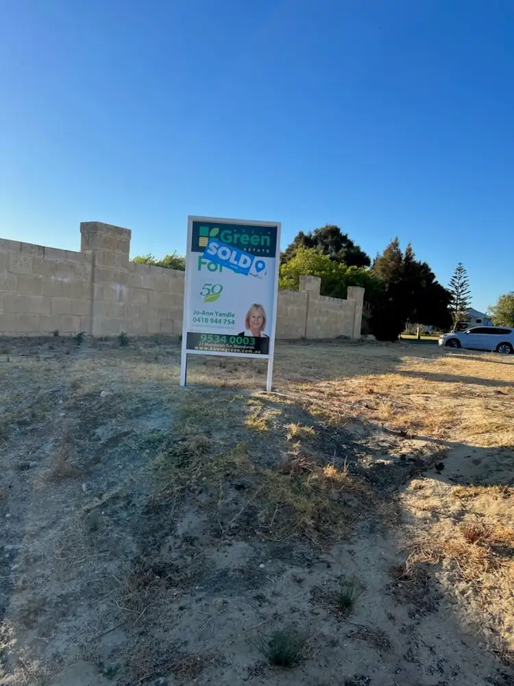 25 Brindabella Crescent, Halls Head WA 6210
