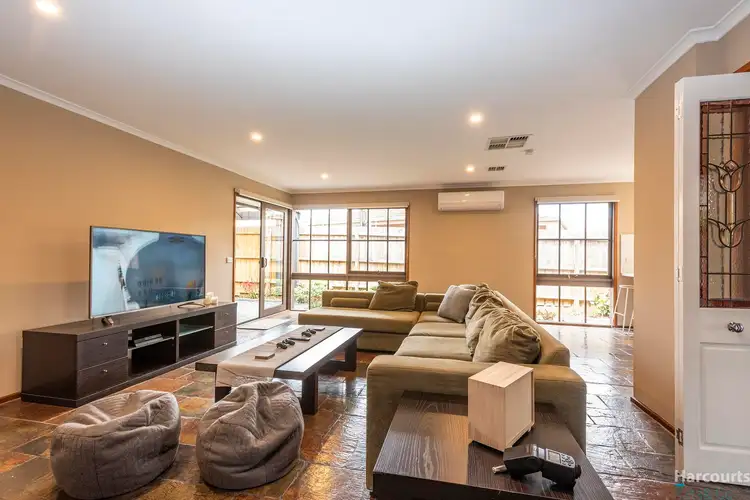 Third view of Homely house listing, 5 Hope Court, Mill Park VIC 3082
