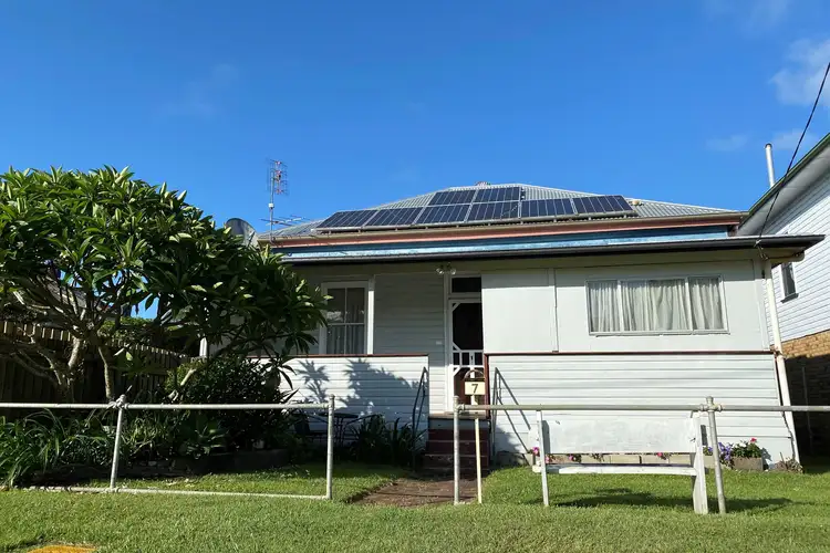 7 Martin Street