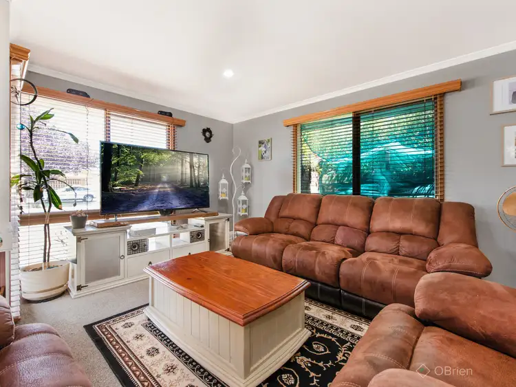Second view of Homely house listing, 2 Willunga Court, Berwick VIC 3806
