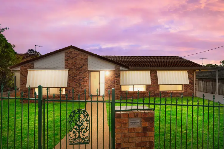 16 Columbine Street, Daisy Hill QLD 4127