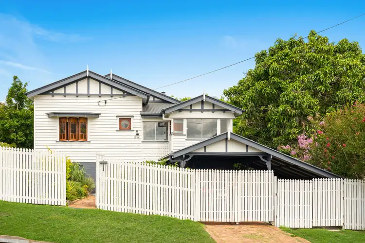 64 Bunya Street, Greenslopes QLD 4120