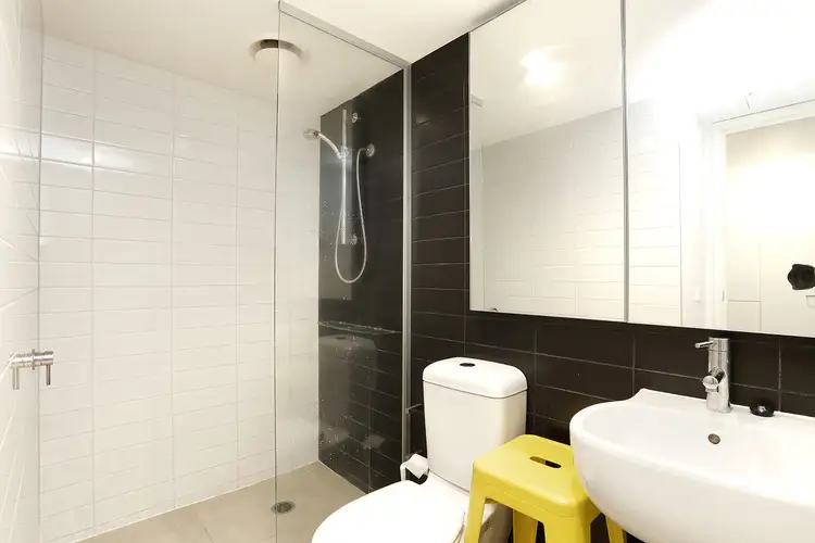 Fifth view of Homely studio listing, 1127/572 St Kilda Road, Melbourne VIC 3004
