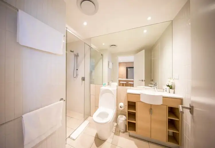 Fifth view of Homely apartment listing, 606/2663 Gold Coast Highway, Broadbeach QLD 4218