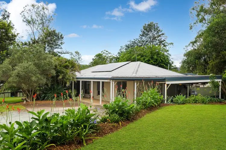 125 Camp Mountain Road, Camp Mountain QLD 4520