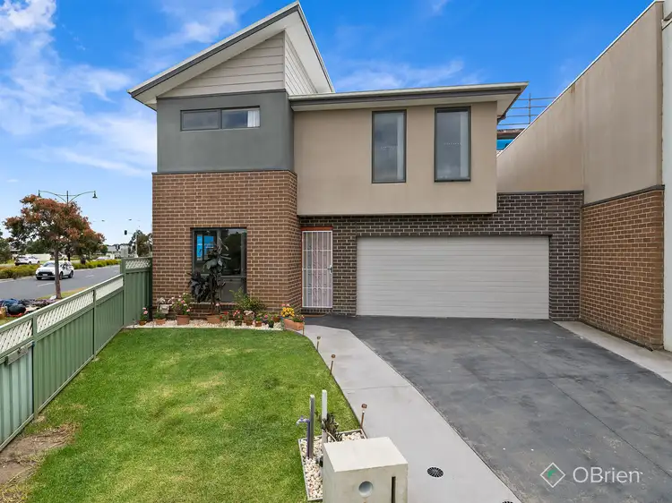 1/180 Henry Road, Pakenham VIC 3810